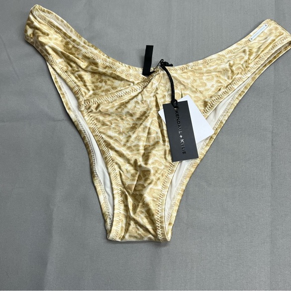 Kendall & Kylie Swim Bottom - Picture 2 of 5